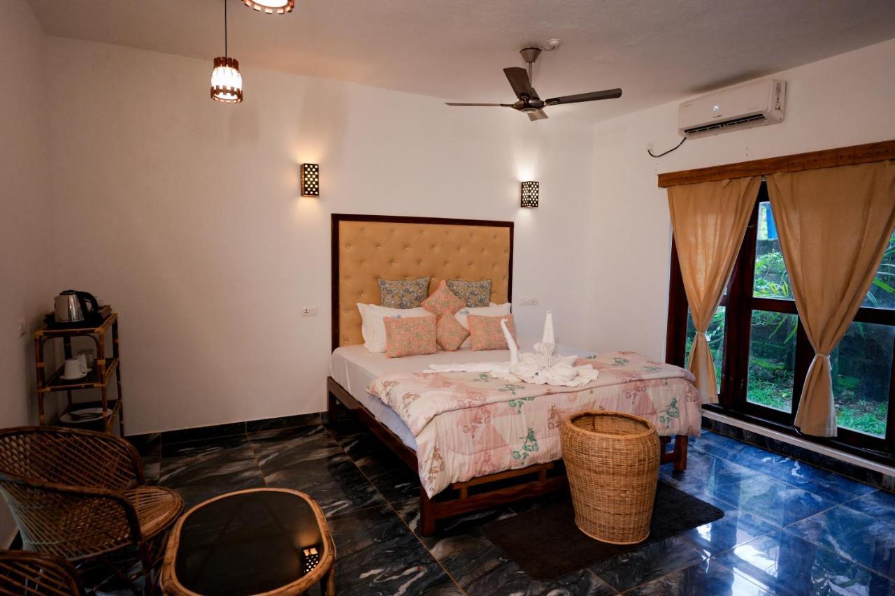 Driftwood Beach Resort Варкала Екстериор снимка