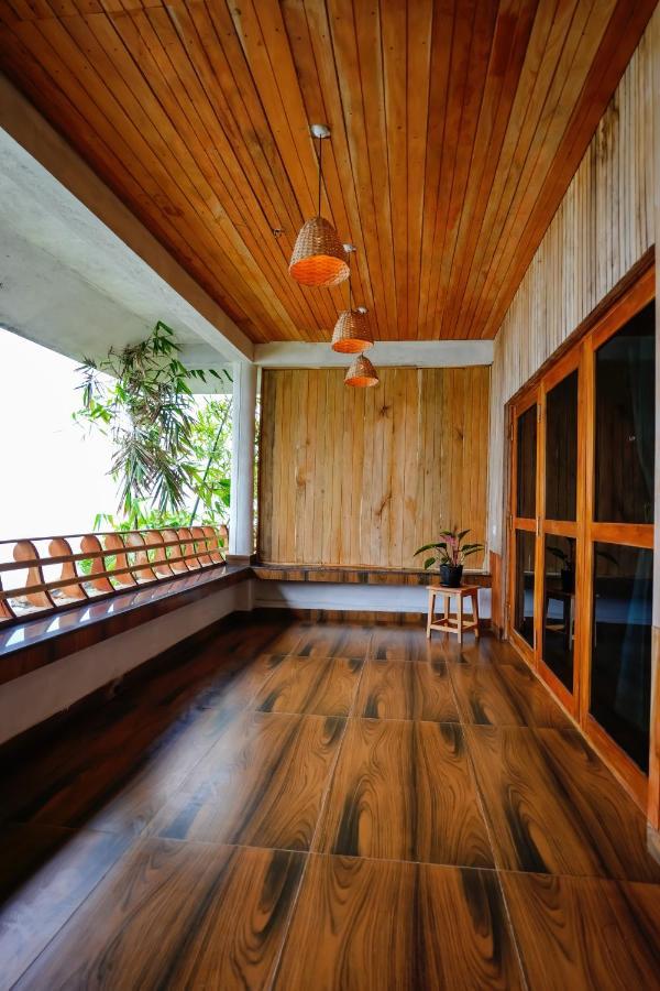 Driftwood Beach Resort Варкала Екстериор снимка